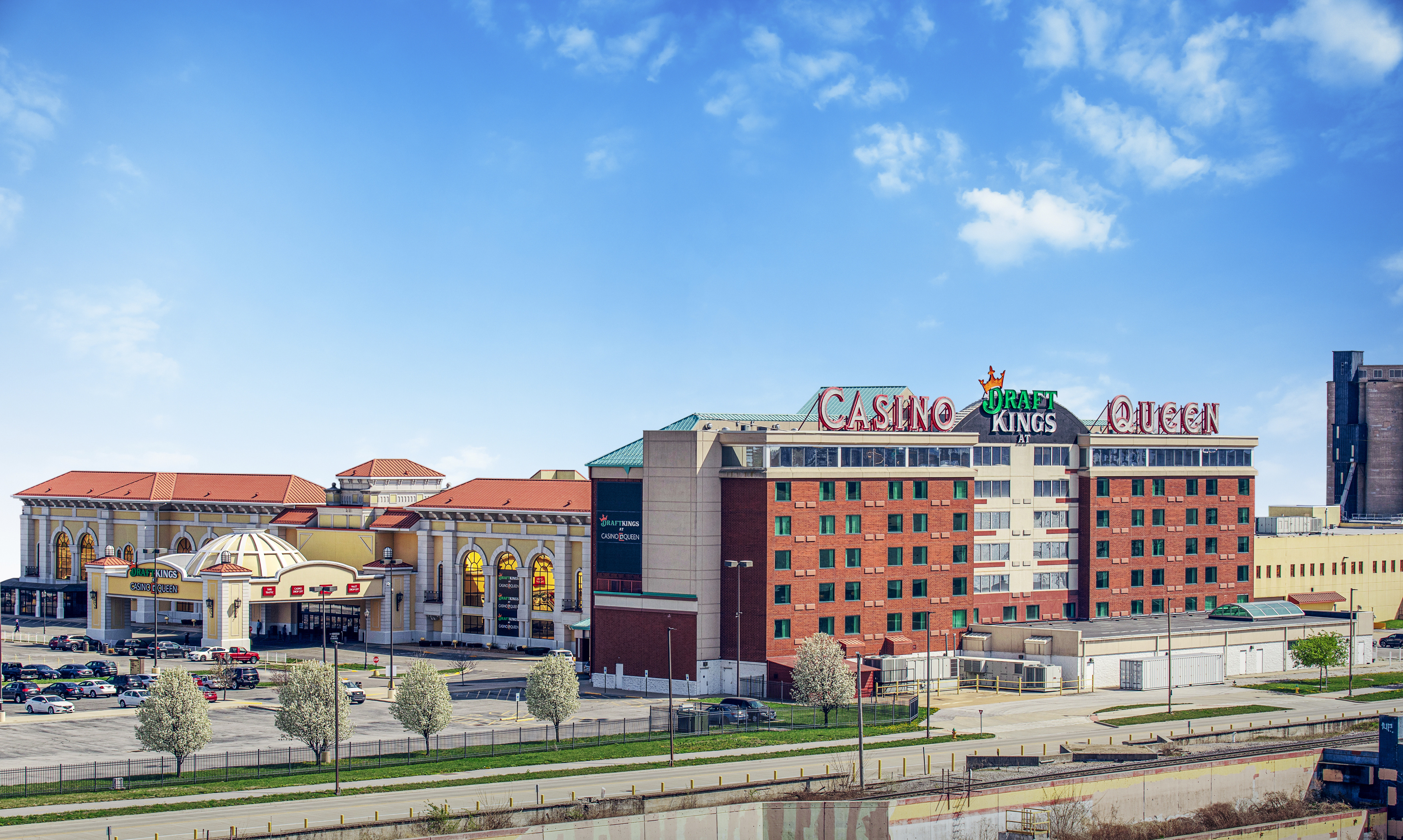 DraftKings at Casino Queen East St Louis Illinois
